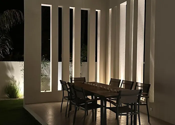 Baya - 800 M De La *