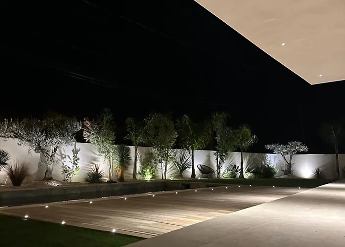 Вилла Baya - 800 M De La *