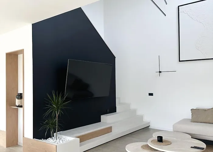 Baya - 800 M De La Агд